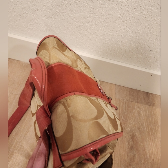 Coach Signature SIS Backpack - Picture 6 of 14